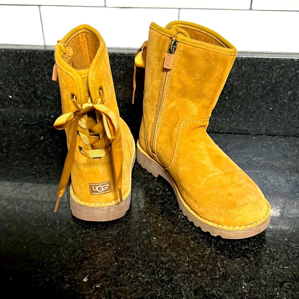 Ugg boots size 2